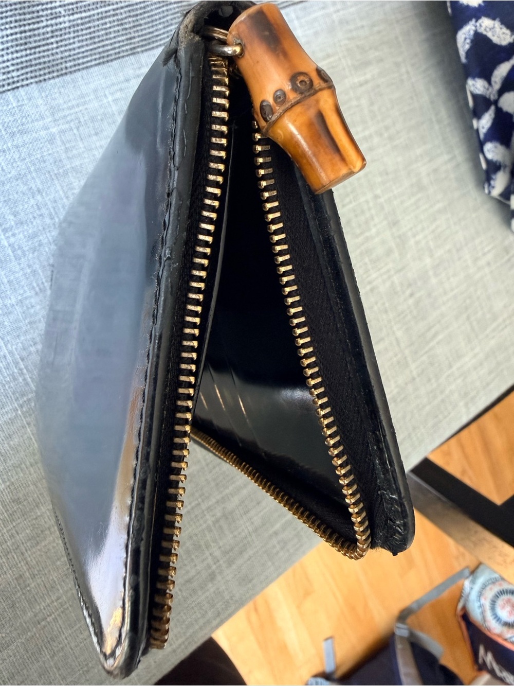 Gucci Black Patent Leather Zip Wallet with Gold-Tone Trim (vintage) - Picture 5 of 13
